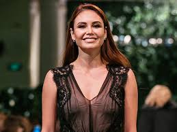 Jun 28, 2021 · павел воля часто с трепетом говорит о семье и супруге в частности. Lyajsan Utyasheva Reshilas Na Kardinalnye Peremeny Vo Vneshnosti Foto Kick Media