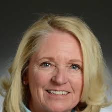 Jennifer Lail's Instagram, Twitter & Facebook