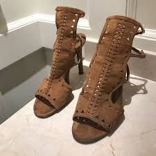 Tamara Mellon Gigi Hadid Laser Cut Sandals Size 8