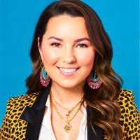 Taylor Mayhew's Instagram, Twitter & Facebook