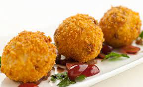 Le polpette senza uova sono un secondo piatto amato dai più piccolini. Polpette Senza Carne 3 Ricette Gustose E Facilissime Leitv