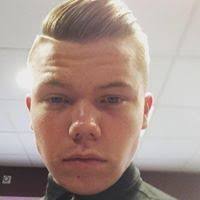 Oliver Glover's Instagram, Twitter & Facebook