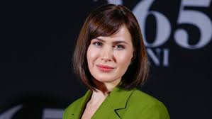 See more of anna maria sieklucka on facebook. Anna Maria Sieklucka Topless In Brocade And Afro Curls The Star 365 Days Is Unrecognizable In New Photos Archyworldys