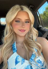 Katelyn Grubbs's Instagram, Twitter & Facebook