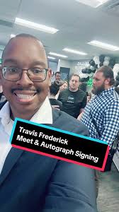 Travis Frederick meet and autograph signing #travisfrederick #dallascowboys  #footballplayer #centerposition #footballblock #offensive #offensivelineman  #offensivelinemen #demiplane #networking ...