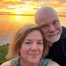 Where to return Amazon items in Eastport?