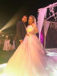 ورفضت مي حلمي، الإجابة على سؤال بشأن تعرضها للضرب من محمد رشاد، أثناء فترة زواجهما «هو يرد على السؤال ده، معرفش المشكلات اللي بيننا مين اللي عملها، وأنا مسؤولة قدام الستات كلها ومحاربتش على قضية المرأة لما رجعت تاني. Ø§Ù„Ù†ØµÙŠØ¨ ØºÙ„Ø§Ø¨ Ù…Ø­Ù…Ø¯ Ø±Ø´Ø§Ø¯ ÙˆÙ…ÙŠ Ø­Ù„Ù…ÙŠ Ø²ÙˆØ§Ø¬ Ù…Ù† Ø¨Ø¹Ø¯ Ø§Ù†ÙØµØ§Ù„ Ø¨ÙˆØ§Ø¨Ø© Ø£Ø®Ø¨Ø§Ø± Ø§Ù„ÙŠÙˆÙ… Ø§Ù„Ø¥Ù„ÙƒØªØ±ÙˆÙ†ÙŠØ©