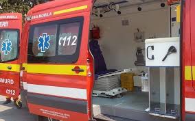 Locuri de munca pentru elevi de 16 ani. Un Motociclist Èi Pasagerul SÄu In VarstÄ De 16 Ani TransportaÈi La Spital In Urma Unei Coliziuni Cu Un Autoturism PetrecutÄ Pe Strada Victoriei Din Cugir