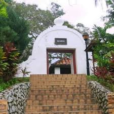 Las familias que han viajado a kuala terengganu han disfrutado de su estancia en los siguientes hoteles cerca de bukit puteri Pdf Sejarah Bukit Puteri Sebagai Tapak Warisan Kebudayaan Semulajadi Di Negeri Terengganu