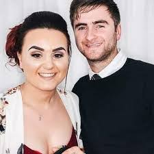 Eve Morton's Instagram, Twitter & Facebook