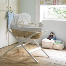 Must Have This Cute Bassinet But Off The Floor Away From Lady And Benna Seriously Want Moses Basket Stand Baby Moses Basket Moses Basket