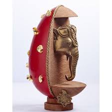Les Meilleurs Chocolats De Paques 2019 Qui Nous Font Craquer Elle A Table Chocolat Paques Art En Chocolat Sculptures En Chocolat