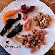 Fermentierter Hai Zwergwal Kaiserhummer Essen Auf Island Essen Lebensmittel Essen Essen Und Trinken