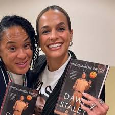 The 15 Hottest Female Tread Peloton Instructors, Ranked