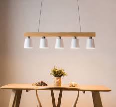 Las lámparas de comedor son un elemento clave en la decoración de nuestro hogar. Blanco Natural Calido Para Comedor Salon Cafeteria Madera Zmh Lampara Colgante Comedor Iluminacion Interior Arana De Techo De Metal Y Madera Altura Ajustable Y Diseno Original Iluminacion Colgante Iluminacion Taronjagamesx Com