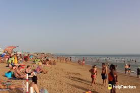 Check spelling or type a new query. Strande Bei Lissabon Touristen In Lissabon Touristen In Lissabon