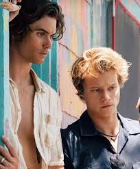 He was born in alaska in the us and grew up there. Rudy Pankow On Instagram Fluffy Jj Hair Pankow Hair Instagram