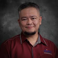 Mohamad Iskandar's Instagram, Twitter & Facebook