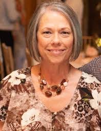 Kaye Gates's Instagram, Twitter & Facebook