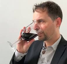 Face-Shaped Wine Glass Makes Wine Taste And Smell Better