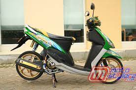 Mio modifikasi warna ungu 2018. Modifikasi Mio 2005 Bekasi Baby Look Style Gacoan Kitty Pastinya Memikat Hati Motostylerz Berita Otomotif Masa Kini Dan Modifikasi Motor