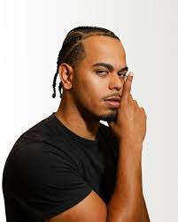 Justin Luna's Instagram, Twitter & Facebook