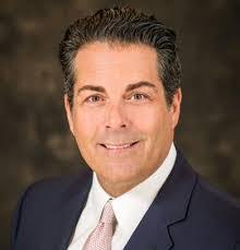 Eric Suh's Instagram, Twitter & Facebook