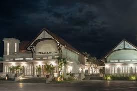 Anda bisa mengunjungi pulau ini 24 jam. Roemah Langko By Putera Lombok Mataram Restaurant Reviews Photos Phone Number Tripadvisor