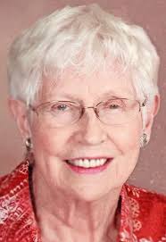 Esther Bender's Instagram, Twitter & Facebook