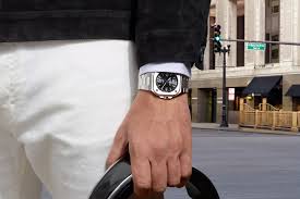 Its in a world, filled with so many choices and possibilities, we thank you for selecting us. Bell Ross Br 05 Collection Boasts An Urban Look And Feel That Harks Back To The 1970s Options The Edge