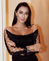 Sadaf Taherian - Free pics, galleries & more at Babepedia