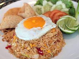 Anda tidak perlu khawatir jika anda tidak bisa memakan tanpa nasi. Tips Agar Nasi Goreng Tidak Bikin Diet Rusak