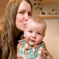 Abigail Schweter's Instagram, Twitter & Facebook