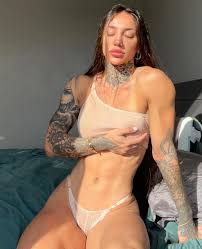 Bakhar Nabieva - Free pics, galleries & more at Babepedia
