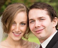 Ashley Dufresne's Instagram, Twitter & Facebook