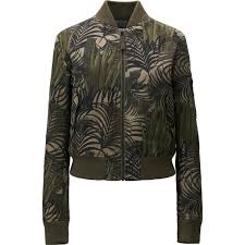 Carine Roitfeld S Second Collaboration With Uniqlo Will Hit Stores In February Carine Roitfeld Uniqlo Women Shirts Blouse