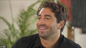 The Bachelor ring! Joey Graziadei gives Kelsey Anderson a stunning 4-carat  diamond as he proposes