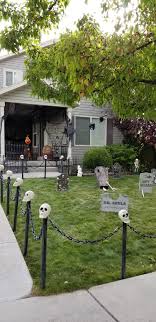The humble garden fence, our gardens have them but we neglect them.yes we may paint or stain them but do we decorate? Picture Of Halloween Yard Decor Ideas