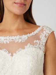 Maybe you would like to learn more about one of these? Luxuar Brautkleid Mit Floralen Stickereien In Weiss Online Kaufen 1232051 P C Online Shop