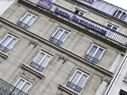 Roomy and comfortable, the hotel enjoys a nice view on the sacre coeur and the batignolles garden from the upper floors. Best Western Plus Opera Batignolles Paris Price Address Reviews