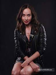 legends of tomorrow promo shot of courtney ford legends of tommorow cheap womens tops legend