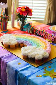 5 amazing cupcake & pull apart cakes yummy recipes 0:00 rainbow cupcake01:09 unicorn pull apart cake 01:56 panda pull apart cake 02:18 chocolate lava cake l. Make Rainbow Cupcakes Into A Cake Follow The Rainbow To A La Festa De Aniversario Dos Trolls Festa De Aniversario De Arco Iris Festas De Aniversario Unicornio