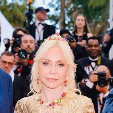 Elena Waller-Rybak (@ewallerrybak) • Instagram photos and videos