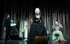 Tiffany speight playing despina and gary rowley playing don alfonso at the victorian opera production of cosi fan tutte by mozart, at her majesty's theatre in melbourne, 2006. Cosi Fan Tutte Programm Theater An Der Wien