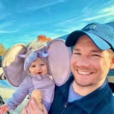 Quincy Cunningham (@QCunningham)