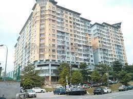 Отель bukit taman cottages с видом на сад расположен на острове нуса лембонган. Taman Bukit Pelangi Apartment 3 Bedrooms For Sale In Shah Alam Selangor Iproperty Com My