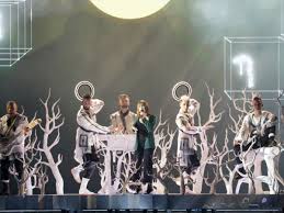 In december 2020, the eurovision 2021 logo was revealed as an evolution of the 2020 logo. Eurovision 2021 Lh3h Synagermoy Gia Thn Oykranikh Symmetoxh