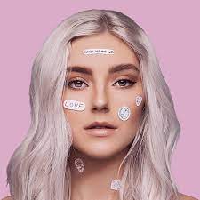 Eva Elfie - YouTube