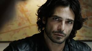 Squadra Antimafia 6 anticipazioni, la prima puntata: Calcaterra contro De  Silva; chi è la famiglia Ragno