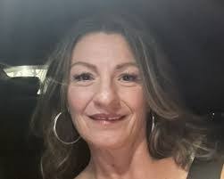 Lorena Myers's Instagram, Twitter & Facebook